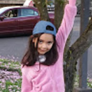 Meet your Posher, Danielle